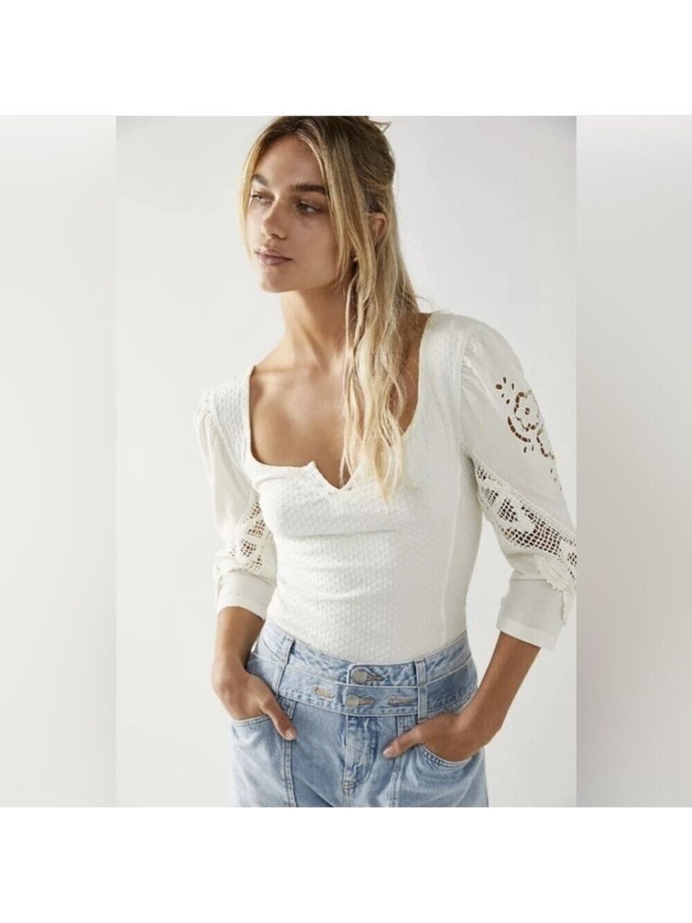 Free People Brunch Date Knit V-Neck 3/4 Puffed Lace Sleeve Top Cotton
Size XS
